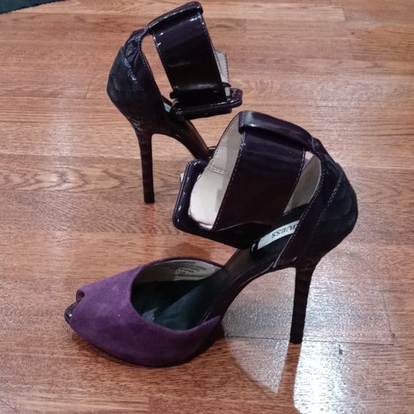 Guess purple suede and patent heels with ankle str - Picture 7 of 11